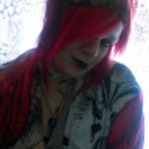 Meet your Posher, Chanel